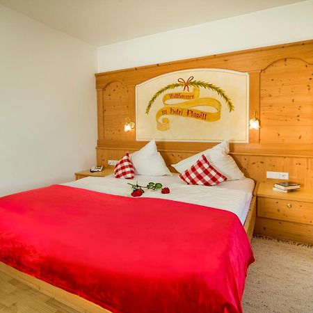 Berghotel Plagoett San Valentino alla Muta Esterno foto