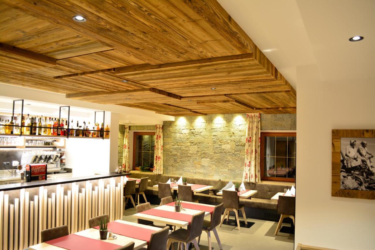Berghotel Plagoett San Valentino alla Muta Esterno foto